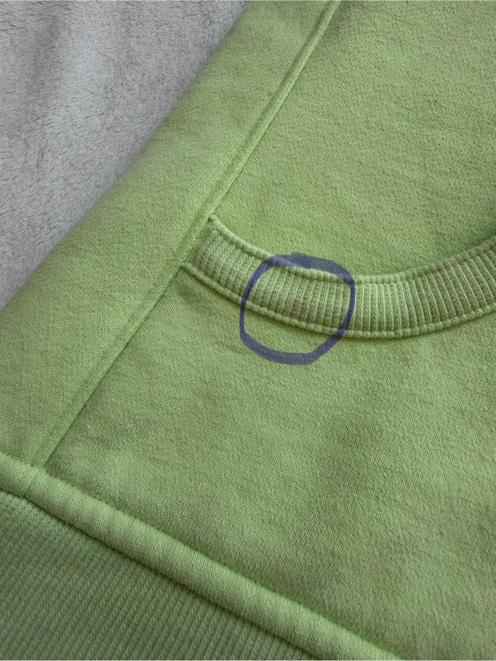 Lululemon RARE Scuba Sleeveless Hoodie Vest Suns Out Guns Out Pastel Lime Green - Picture 12 of 13